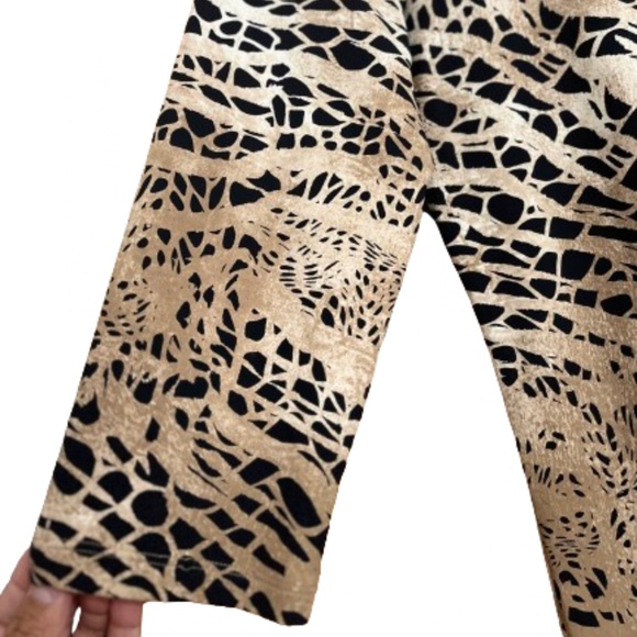 zenergy by Chico’s Women’s Animal Print Golf ATHLEISURE Half Zip Top Sz-S - Picture 5 of 7